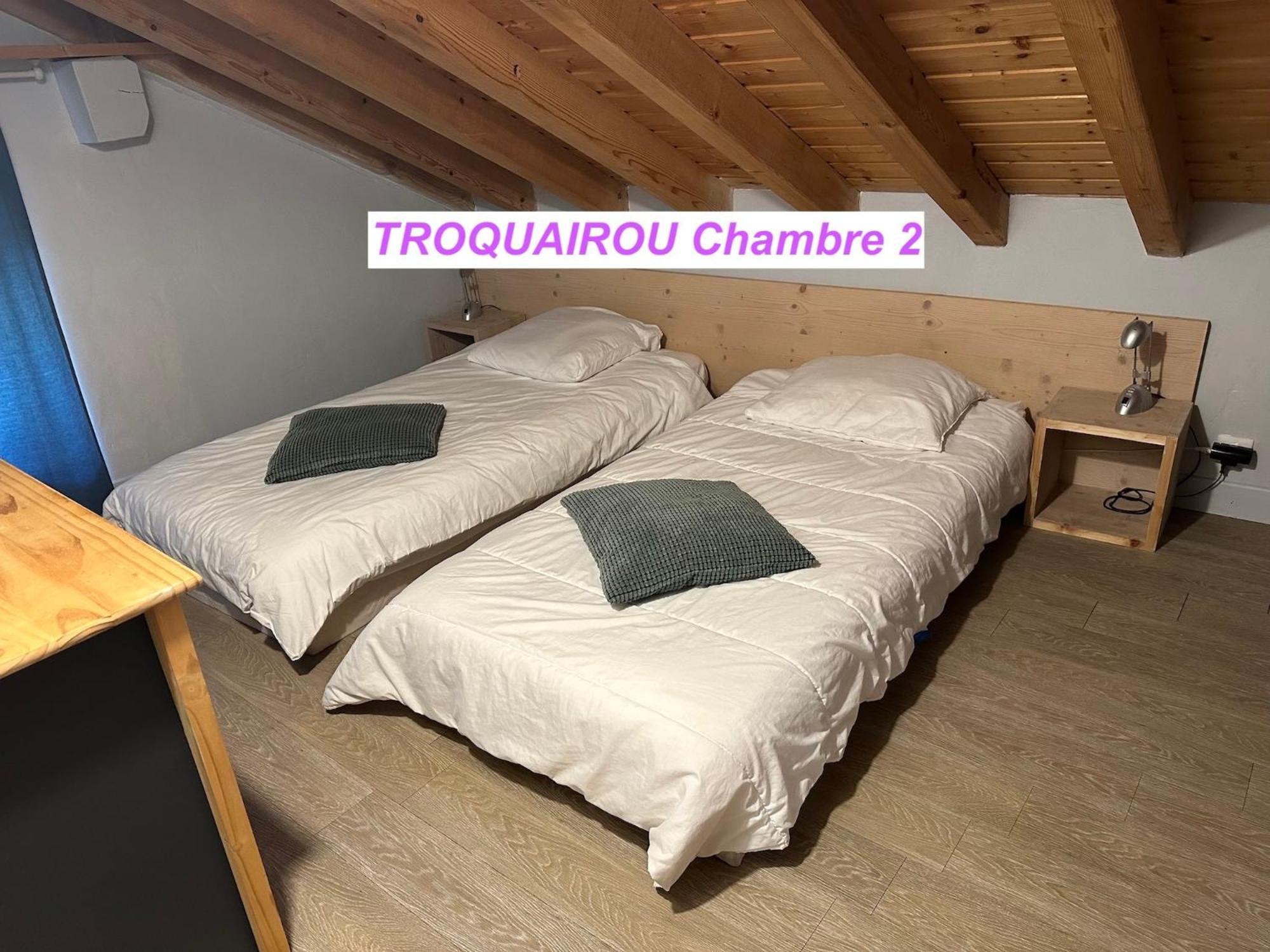 Maison Des Vignes- Troquairou Et Becca Motta บรีดเดอ-เล-แบ็ง ภายนอก รูปภาพ